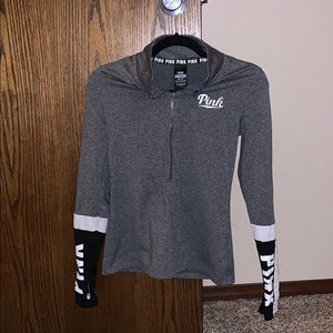 Long sleeve 1/4 zip